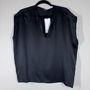 NWT Ruti The All Day Washable Silk Top In Black V Neck Blouse Minimalist Medium
